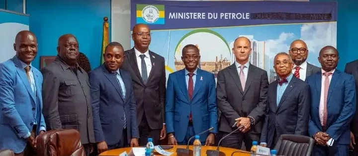 Pétrole : le Gabon s'associe à Pelgrim pour Muscler son Exploration 1 La cérémonie de signature des CEPP marque le début d’une relance ambitieuse du secteur pétrolier gabonais, axée sur la souveraineté économique et le transfert de compétences.