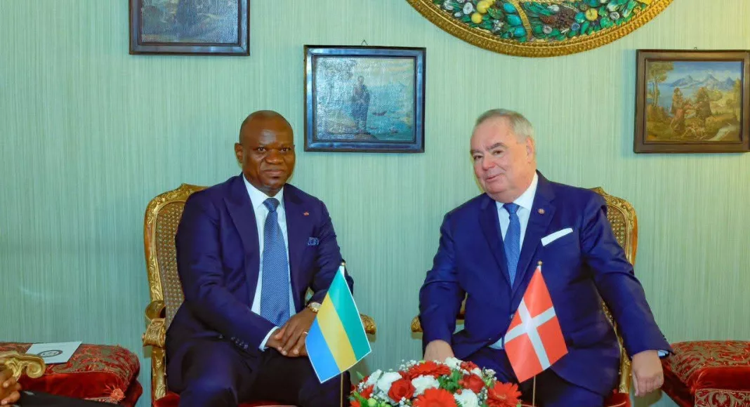 Le Président Brice Clotaire Oligui Nguema et le Grand Maître de l'Ordre de Malte, Fra' John Dunlap, officialisent un partenariat humanitaire historique.