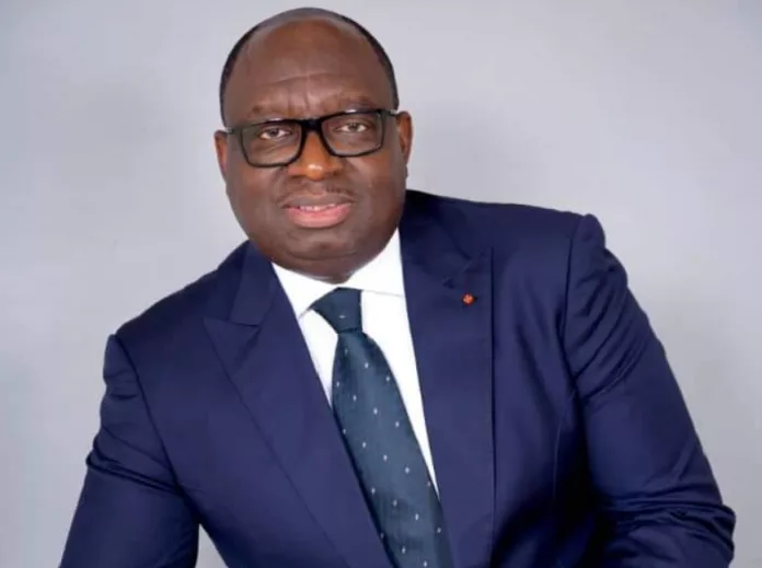 Jeannot Kalima, vice-président du PDG. Sa victoire aux législatives à Ngouoni est remise en cause par son challenger, qui dénonce un « bourrage d'urnes ».