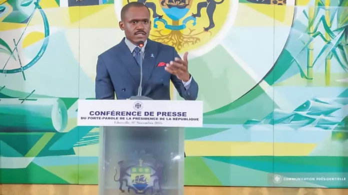 e Conseiller porte-parole de la Présidence de la République, Théophane Nzame-Nze Biyoghe