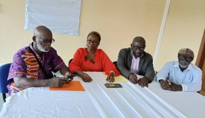 Les membres de SNEC-INSG lors de leur point de presse.