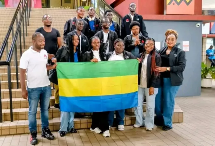 Les étudiants gabonais renforcent leurs compétences en Cloud, IA et 5G lors du programme international à Shenzhen.