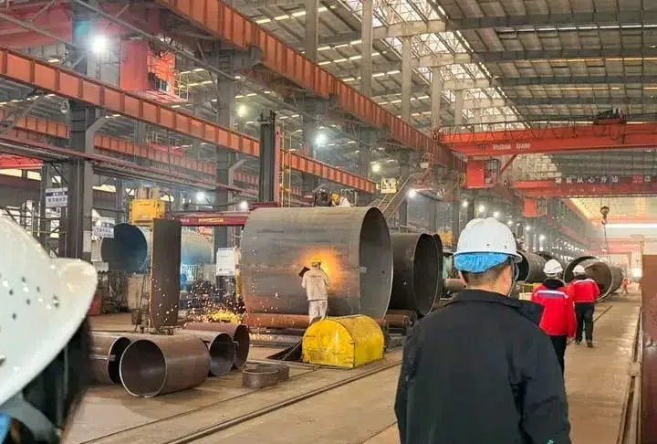 Vue des équipements de stockage et de remplissage de gaz butane fabriqués par la société CIMC ENRIC, destinés à renforcer la sécurité d’approvisionnement du Gabon.