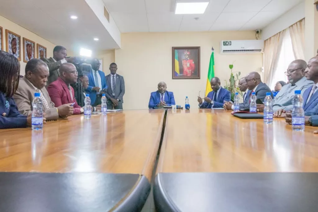 Télesphore Obame Ngomo prend la tête des Archives nationales 1 Abdu Razzaq Guy Kambogo rappelle l’importance stratégique des Archives Nationales pour la mémoire administrative et institutionnelle du Gabon.