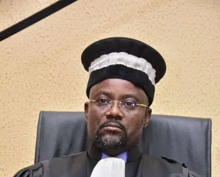 Le procureur de Port-Gentil, Rodrigue Ondo MFoumou. Il appelle à la tolérance zéro face aux manquements déontologiques des greffiers.