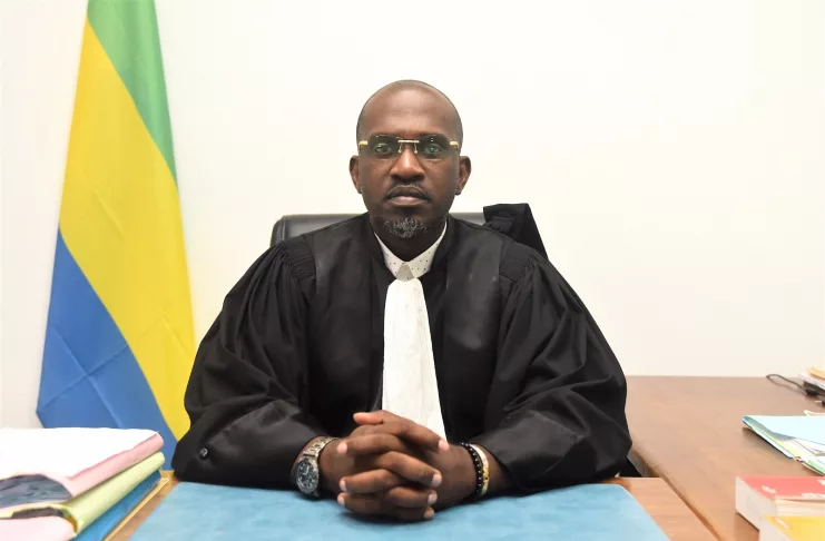 « La justice gabonaise, mal en point, devrait travailler à recouvrer la confiance du peuple au nom duquel elle est rendue » « La justice gabonaise, mal en point, devrait travailler à recouvrer la confiance du peuple au nom duquel elle est rendue »
