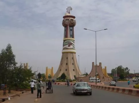 Bamako : La capitale malienne, entre résilience et défiance, face aux appels occidentaux au départ interprétés par une partie de la population comme une tentative de déstabilisation