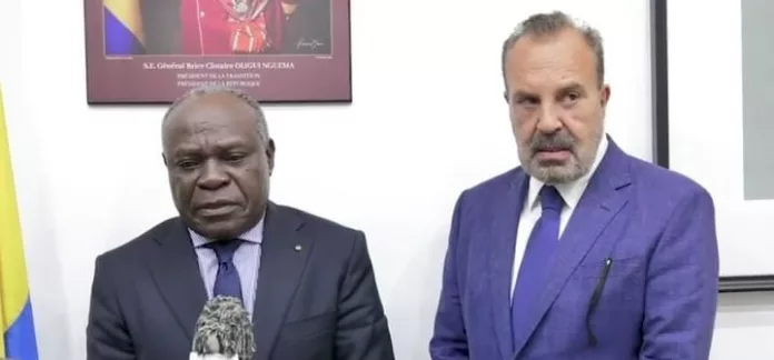 Le ministre Philippe Tonangoye aux côtés du vice-président d’Aksa Enerji, s’exprimant sur le renforcement du réseau énergétique national