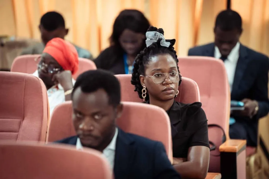 Digitalisation au Gabon : le Sénat alerte sur la fracture numérique