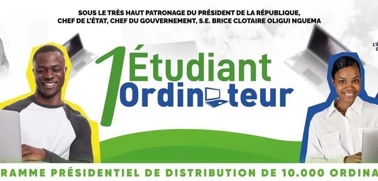 un-etudiant-un-ordinateur