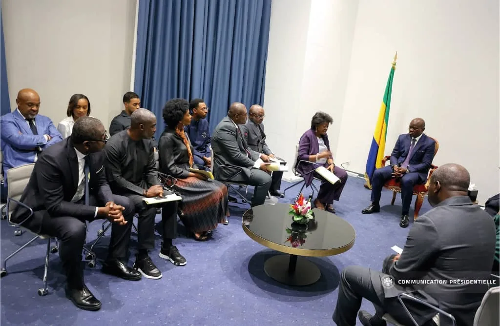 À Abidjan, le président Oligui Nguema exhorte la diaspora gabonaise à revenir investir au pays 1 À Abidjan, le président Oligui Nguema exhorte la diaspora gabonaise à revenir investir au pays