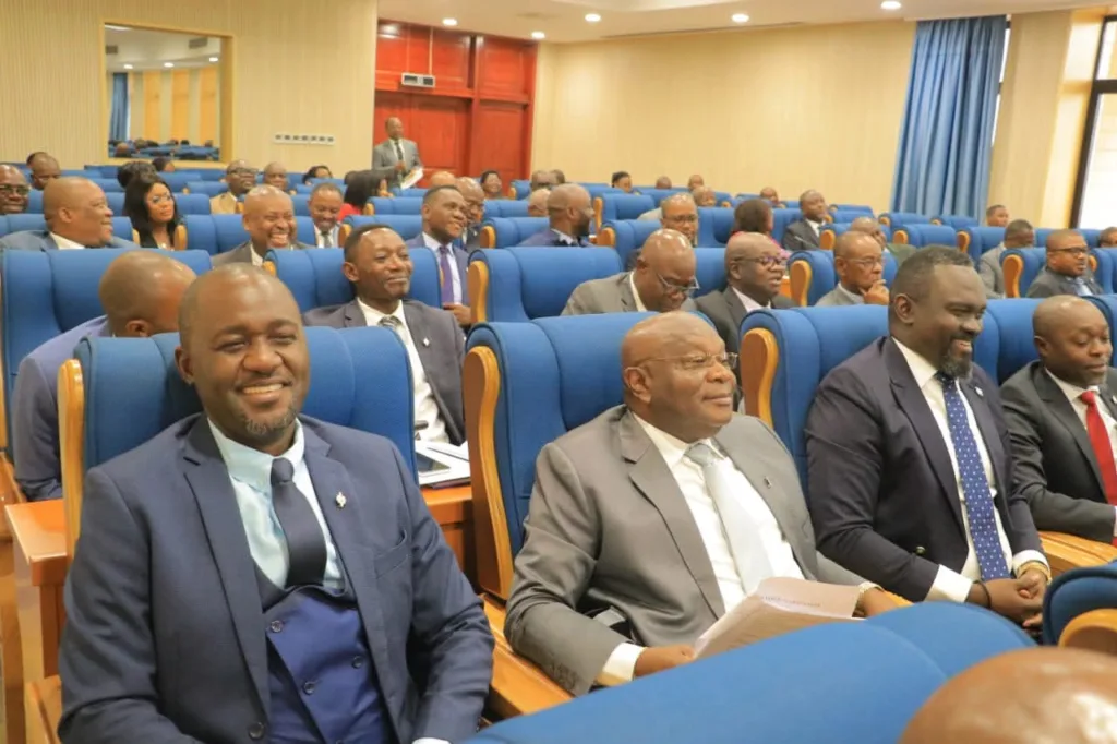 L'Assemblée nationale installe ses bureaux provisoires des commissions clés