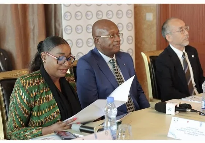 Digitalisation de la justice : le Gabon veut tourner la page du papier 1 Digitalisation de la justice : le Gabon veut tourner la page du papier