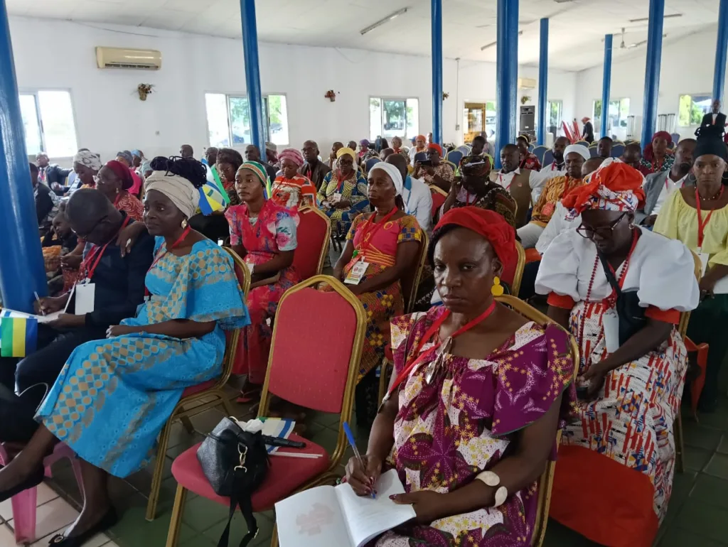 « Le Gabon va être la plaque tournante du monde » : l'impact prophétique de la Conférence inter-églises avec Israël. 1 « Le Gabon va être la plaque tournante du monde » : l'impact prophétique de la Conférence inter-églises avec Israël.
