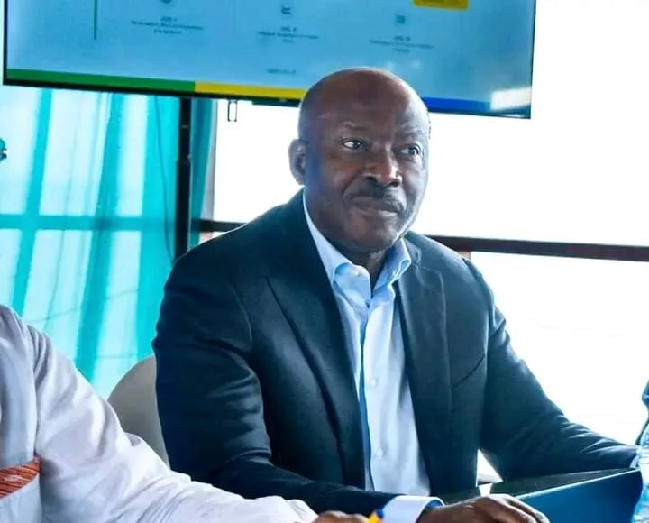 Le vice-président du gouvernement, Henri-Claude Oyima 0yima, partageant sa vision stratégique lors du séminaire