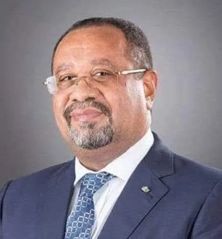 WhatsApp Image 2025-12-30 at 22.15.00 Le nouveau président du CESEC, Guy-Bertrand Mapangou, qui aura la charge de piloter la refondation du dialogue social et institutionnel au Gabon.