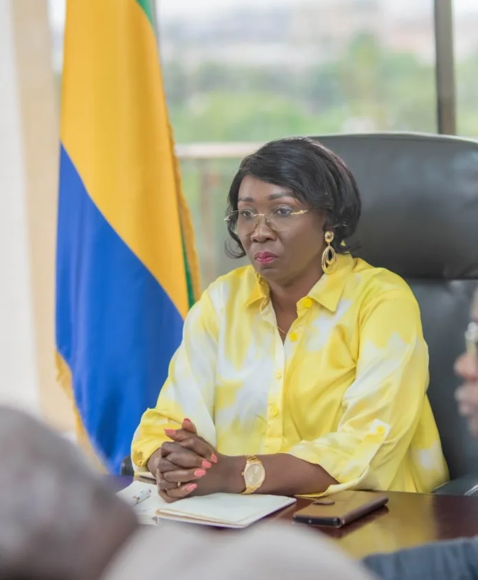 Le ministre du Tourisme durable et de l'Artisanat, Marcelle Ibinga Itsitsa