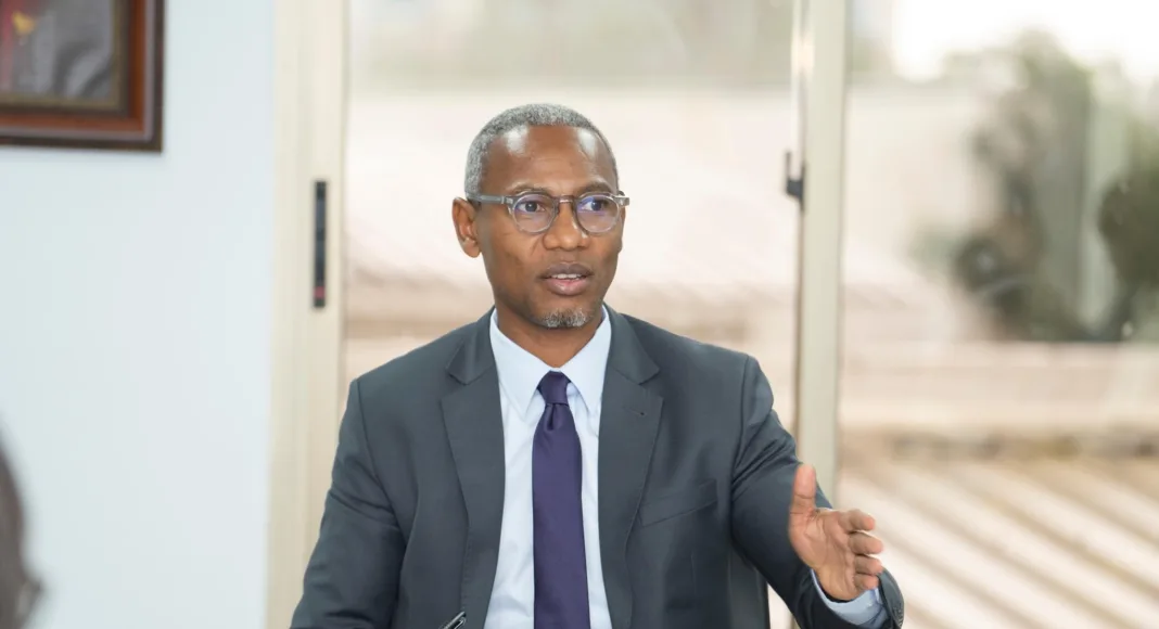 Le Ministre de la Jeunesse, des Sports, du Rayonnement Culturel et des Arts, chargé de la Vie Associative, Paul Ulrich Kessany.