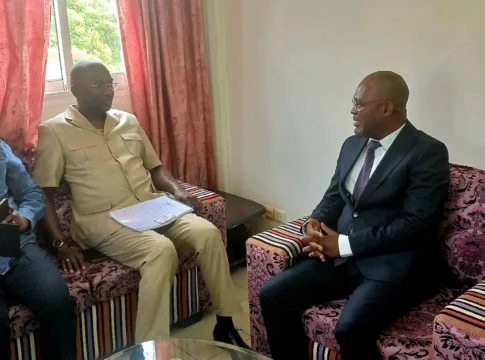 Guy Pierre Biteghé, a reçu une délégation de Gabon Oil Company (GOC)