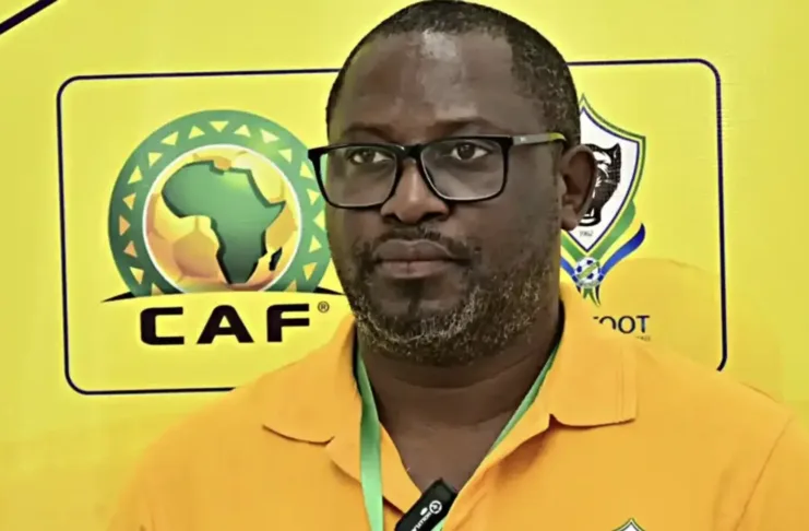 e staff technique dirigé par le sélectionneur Thierry Mouyouma est dissous