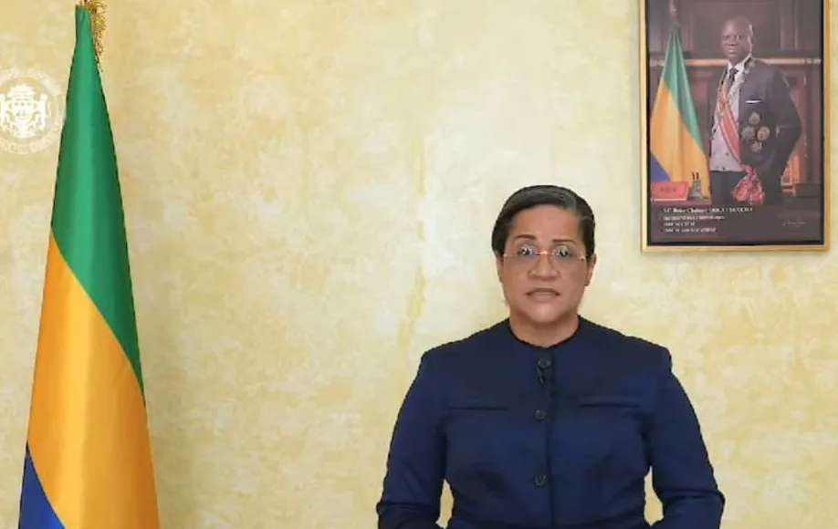 Murielle Minkue Mezui, Secrétaire générale de la Présidence de la République, lors de la lecture officielle des décrets portant restructuration de l'exécutif, ce 1er janvier 2026 à Koulamoutou