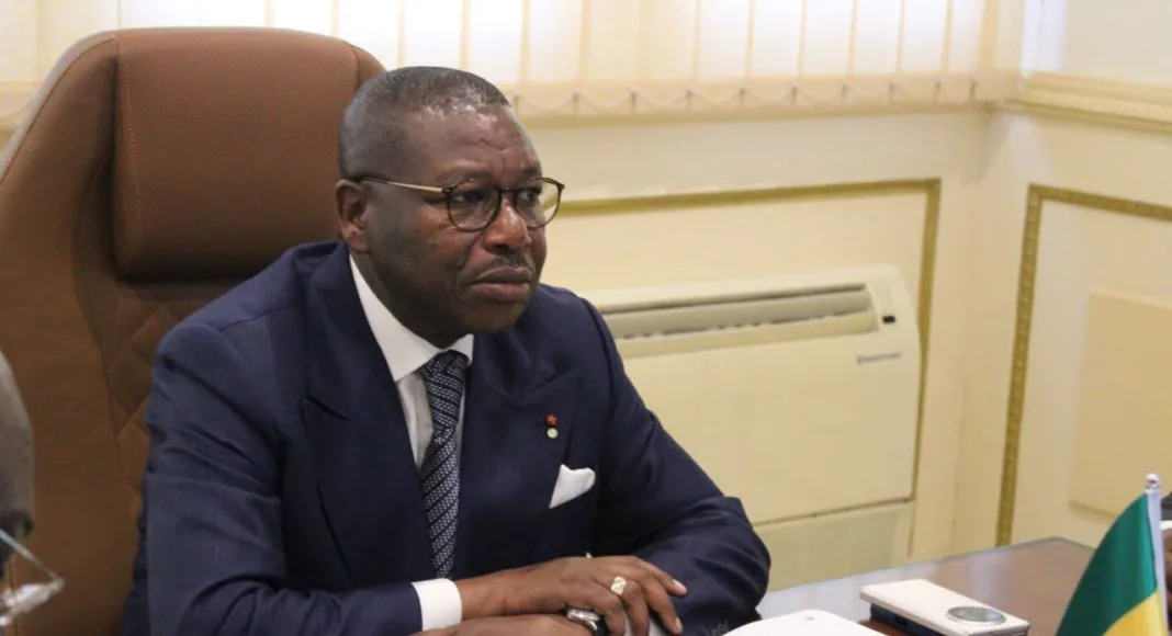 Devant ses collaborateurs, Edgard Mokoumbi a insisté sur la rigueur, le suivi des projets et l’obligation de résultats.