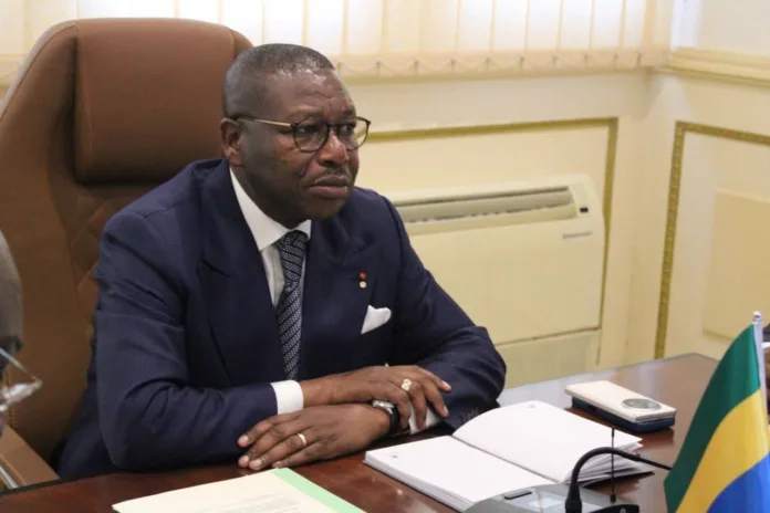 Devant ses collaborateurs, Edgard Mokoumbi a insisté sur la rigueur, le suivi des projets et l’obligation de résultats.
