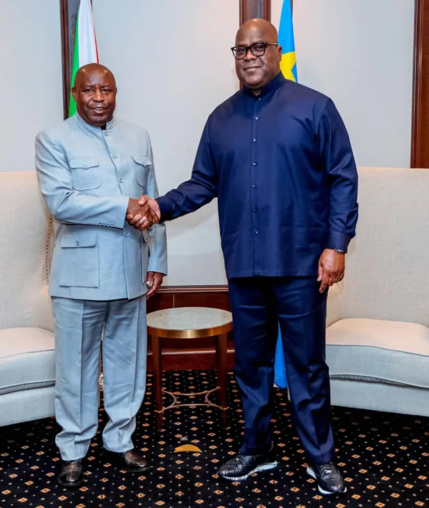 Les présidents congolais Félix Tshisekedi et burundais Évariste Ndayishimiye ont autorisé le déploiement de troupes burundaises en RDC.