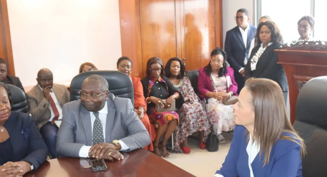 La nouvelle ministre de la Santé appelle à une administration fondée sur la compétence et l’intégrité.