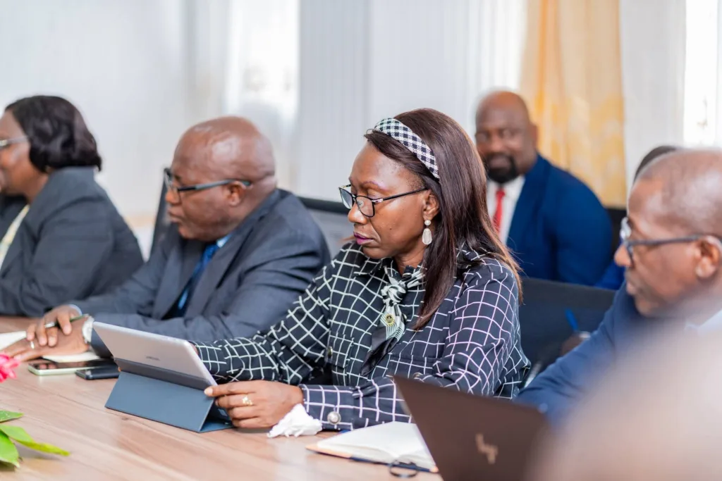 Face aux défis du ministère, le Pr Mombo insiste sur l’urgence de passer de la vision à l’action.