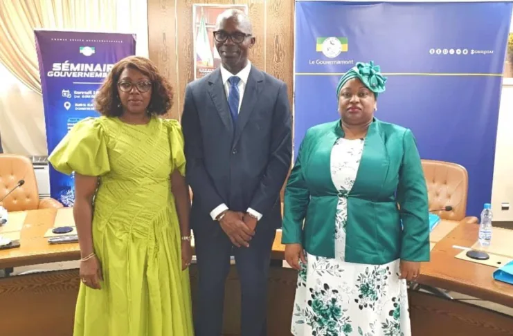 Front commun face à la crise: Laurence Mengue Me Nzoghe épouse Ndong, Thierry Minko et Camélia Ntoutoume Leclercqce 10 janvier 2026. L’équipe gouvernementale a acté une série de mesures d'urgence pour mettre fin à la grève des enseignants.