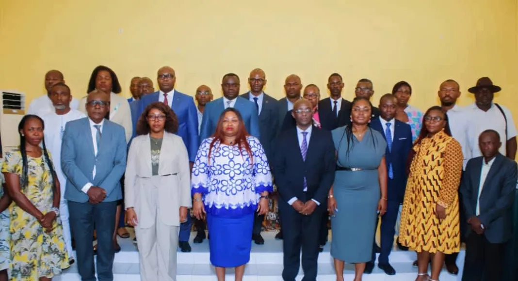 Les représentants des enseignants et les membres du Gouvernement affichent une volonté commune de sortie de crise lors de la présentation des recommandations techniques, ce l12 janvier, marquant la fin de la phase préparatoire des négociations