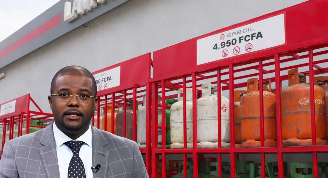 Alors que les stations sont enfin réapprovisionnées après des semaines de tension, le discours de Thibault Gaël Idoumi est loin de convaincre. En invoquant une simple « surconsommation » de fêtes, il cristallise les critiques sur l'improvisation d'une administration incapable d'anticiper un pic de demande pourtant prévisible.