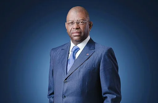 [00:28, 04/01/2026] Mr Vianney-Presley Madzou: La legende : [00:33, 04/01/2026] Mr Vianney-Presley Madzou: Le vice-président Hugues Alexandre Barro Chambrier incarne désormais l'équilibre entre expertise technique et sagesse politique au sein de l'exécutif de la Ve République