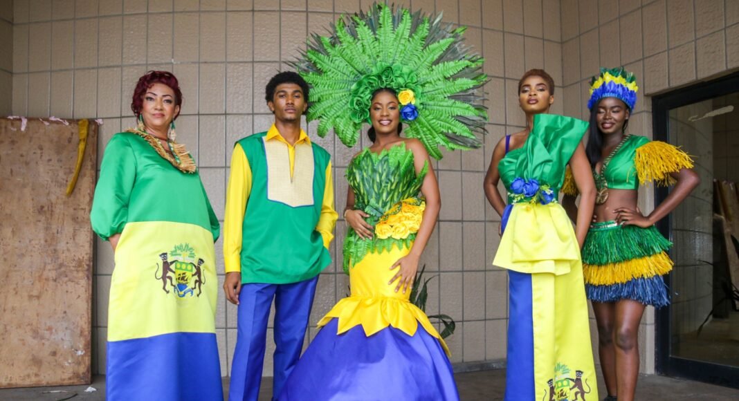 robe aux couleurs du drapeau gabonais