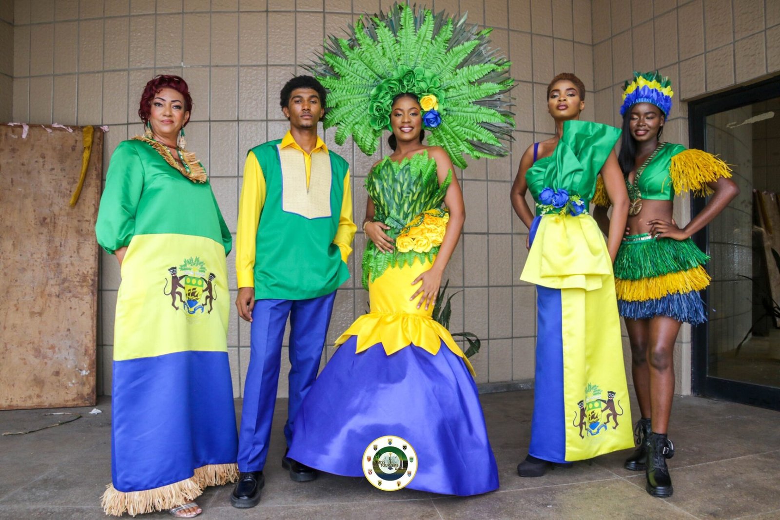 robe aux couleurs du drapeau gabonais