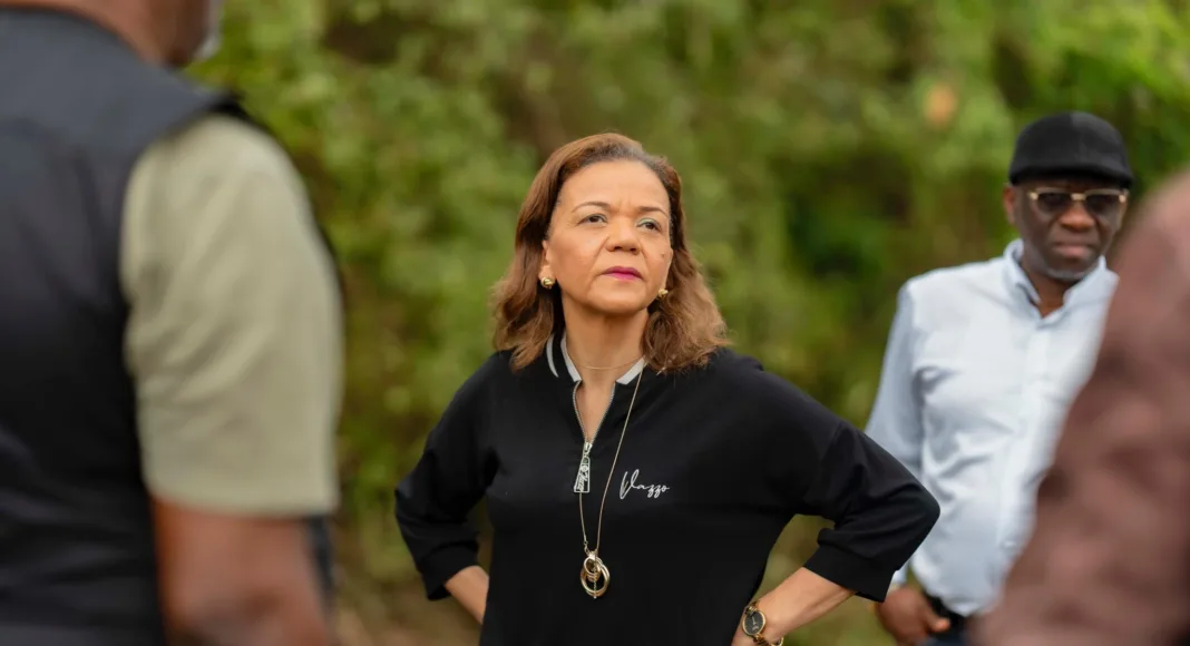 Le Ministre de la Santé sur le site du futur Hôpital de Coopération.