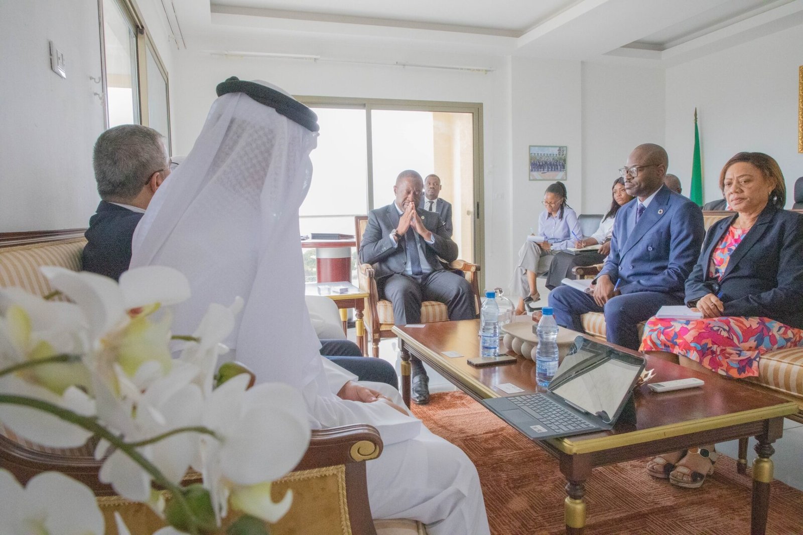 Le ministre de l’Agriculture, Pacôme Kossy, a reçu ce lundi à Libreville une délégation du groupe émirati E20 Investment LTD