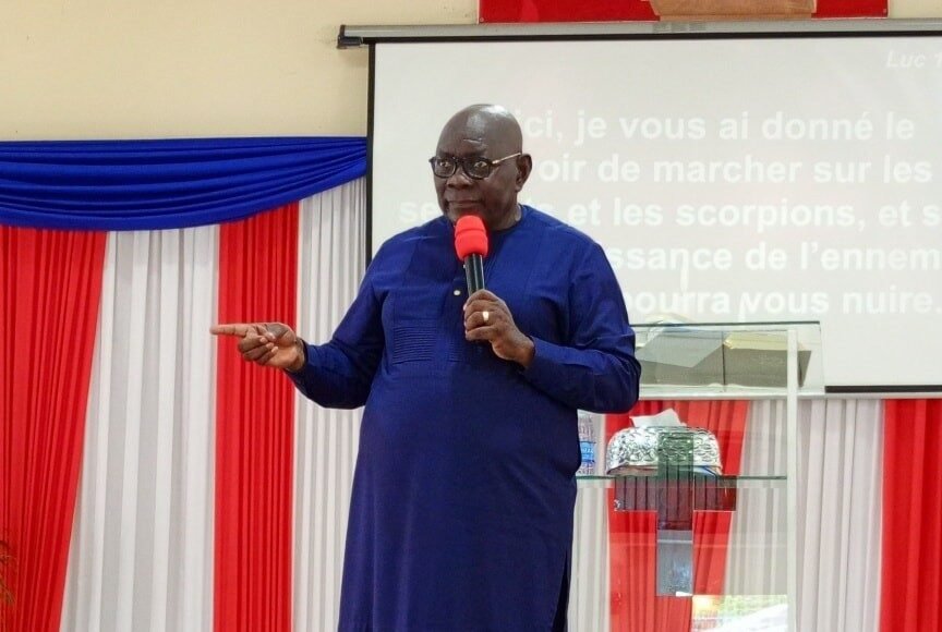 Le révérend pasteur Georges Bruno Ngoussi a exhorté les croyants à vivre selon les valeurs chrétiennes, notamment l’amour du prochain, le pardon et la persévérance dans la foi.