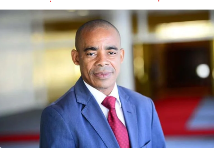 Germain Biahodjow, Ministre de la Communication et des médias
