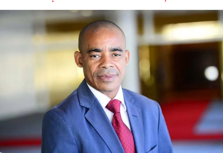 Germain Biahodjow, Ministre de la Communication et des médias