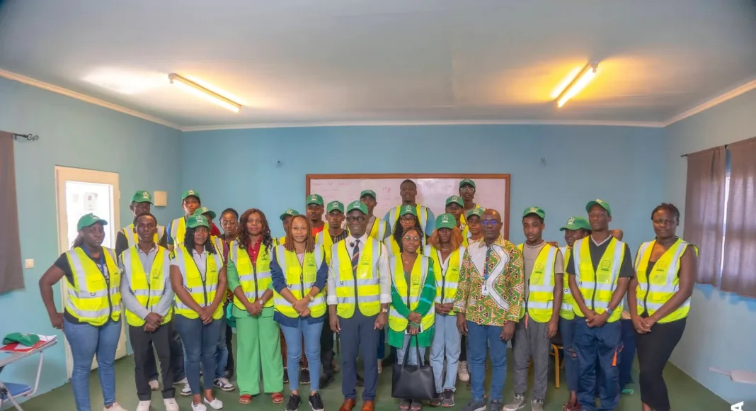 Une initiative qui allie formation académique et expérience pratique pour renforcer l’employabilité des jeunes.