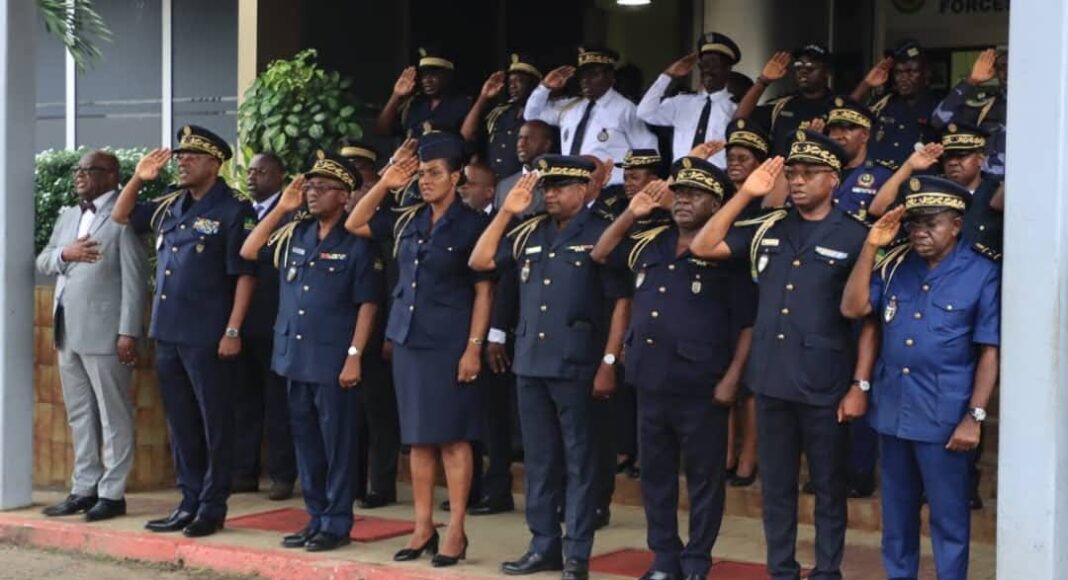 Échanges entre le ministre de l’Intérieur et le Haut Commandement autour de la Loi de Programmation Sécuritaire 2026-2030, axe central de la modernisation des forces de sécurité.