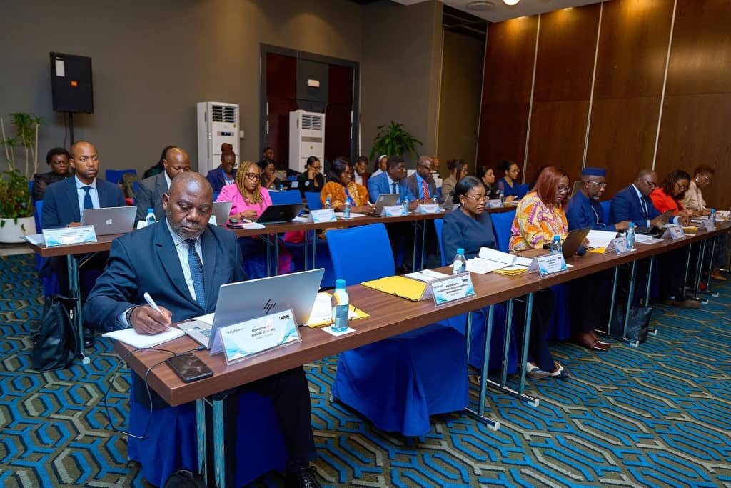 Gabon Digital : Mark Alexandre Doumba siffle la fin du surplace 1 Gabon Digital, un chantier stratégique désormais jugé à l’aune des résultats concrets pour les citoyens.