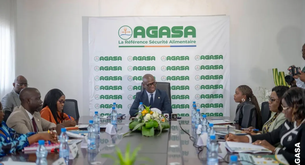 intensifier les contrôles inopinés dans les commerces de proximité pour éviter une vague d'intoxications alimentaires.