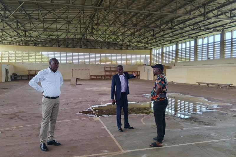 le gymnase de Mouila en piteux état