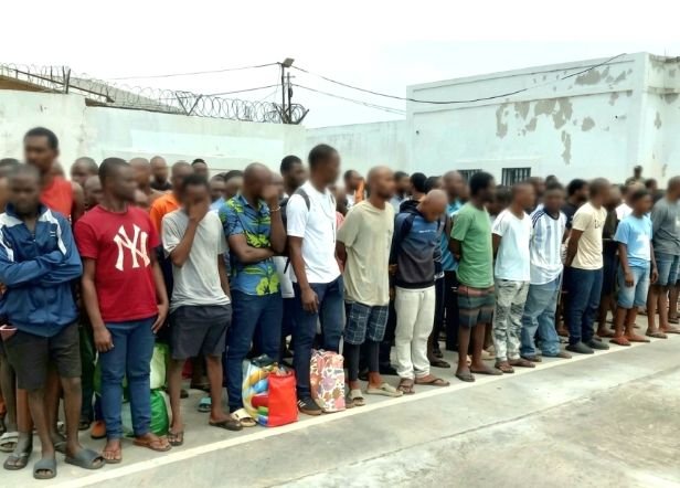 mise en liberté de 274 détenus de la prison centrale de Libreville.