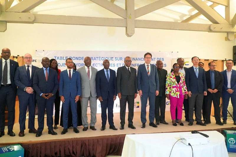 des alliances pour accélérer les investissements