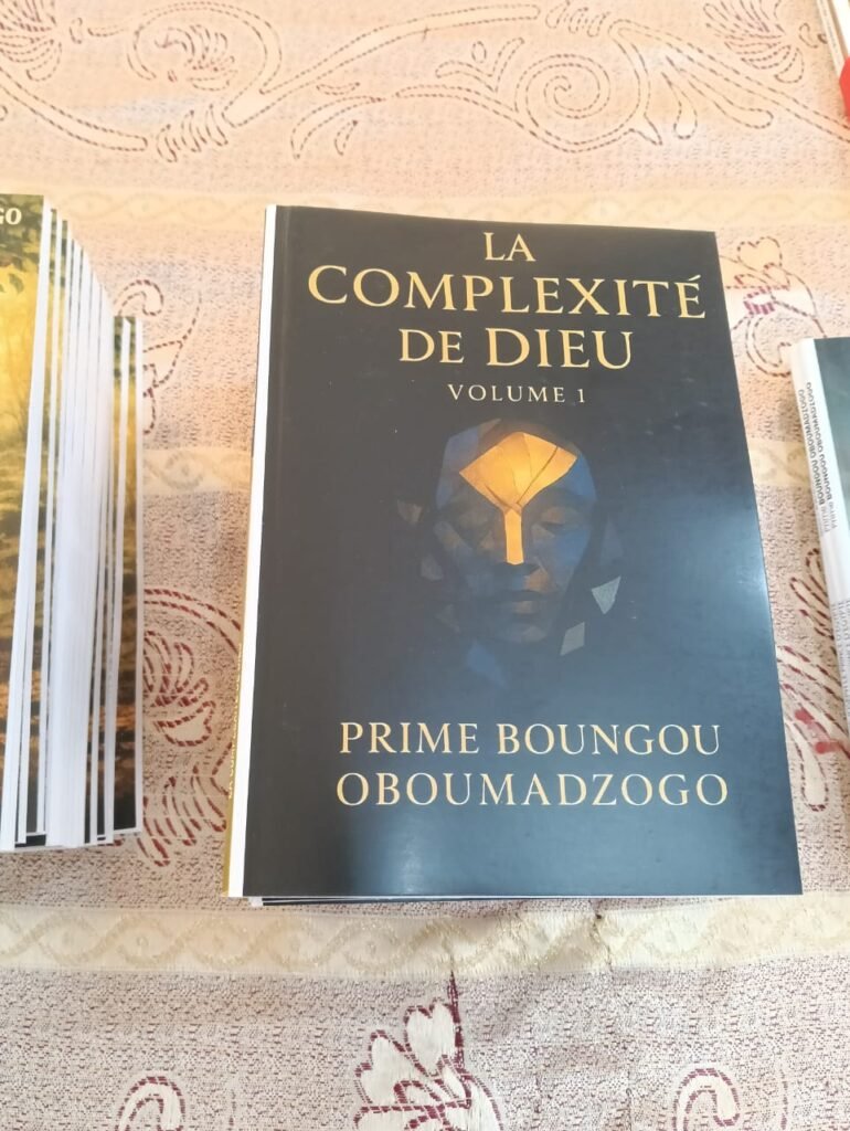 Gabon : Prime Boungou Oboumadzogo explore « La complexité de Dieu » 3 Gabon : Prime Boungou Oboumadzogo explore « La complexité de Dieu »