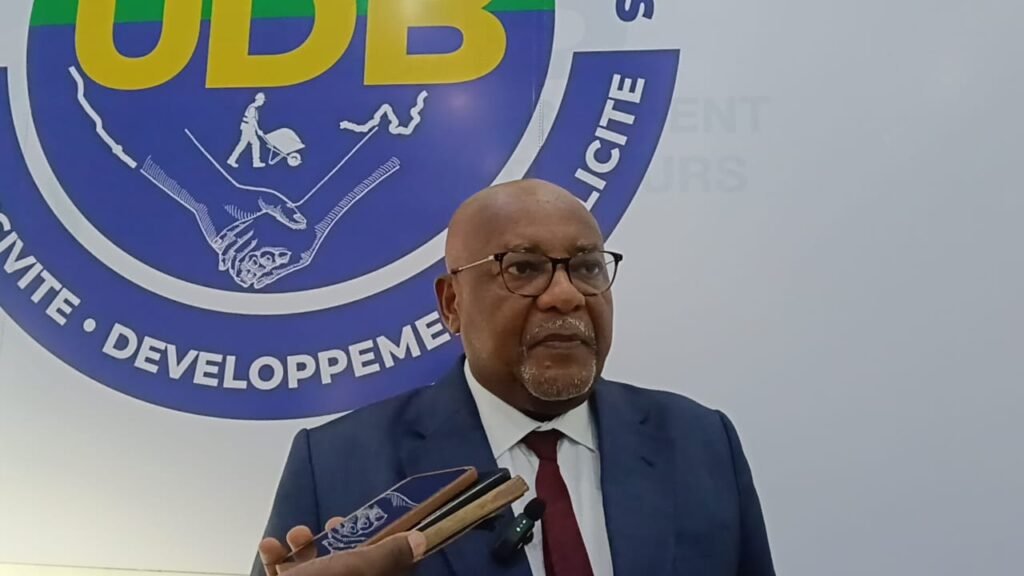 Gabon : Séraphin Davain Akure mobilise les troupes de l’UDB du Moyen-Ogooué 2 Séraphin Davain Akure